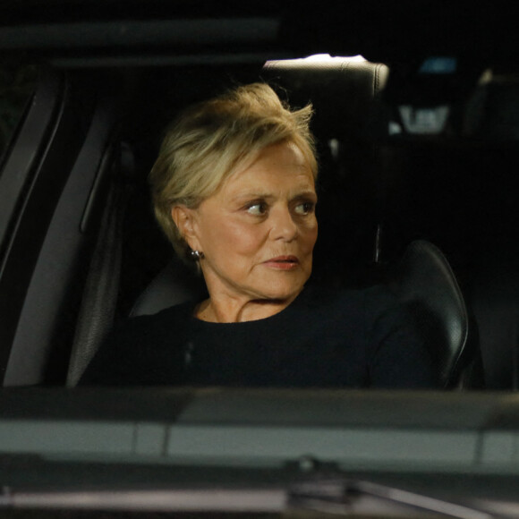 Exclusif - Muriel Robin, Vincent Dedienne - Jour 4 - Sketch "Le permis de conduire" - Tournage de l'émission "Sketch Story". © Christophe Clovis / Bestimage 