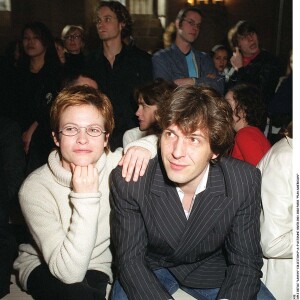 Charlotte Valandrey et son mari Arthur - Défilé Lanvin, collection prêt-à-porter 2001/2002