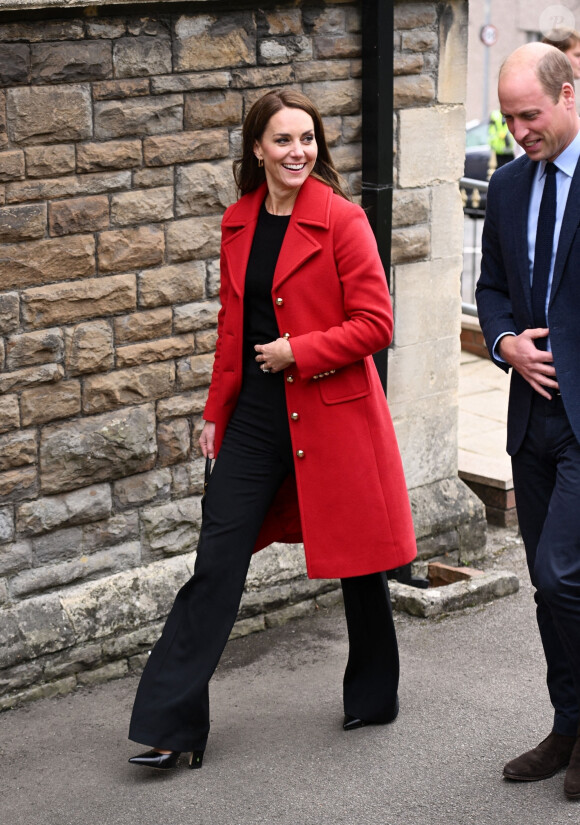 Catherine (Kate) Middleton, princesse de Galles, arrive pour une visite à l'église St Thomas, à Swansea, Royaume Uni, le 27 septembre 2022. 