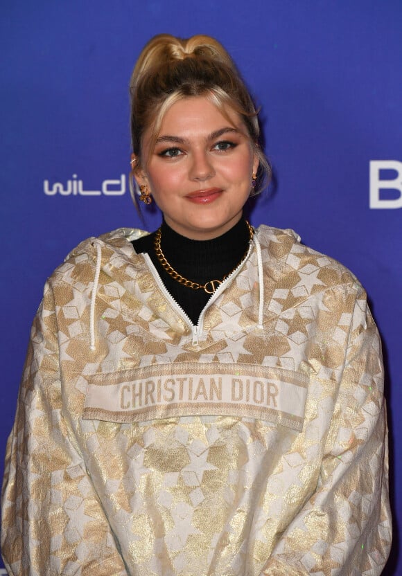 Louane - Avant Première de " Belle " film animé japonais au Grand Rex à Paris le 6 décembre 2021 . © Veeren / Bestimage