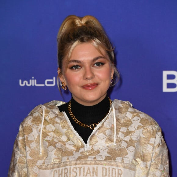 Louane - Avant Première de " Belle " film animé japonais au Grand Rex à Paris le 6 décembre 2021 . © Veeren / Bestimage