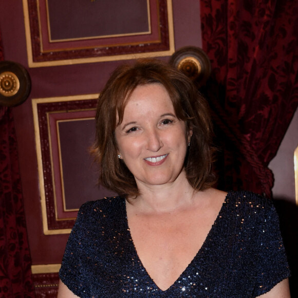 Anne Roumanoff lors du gala de l'association "Les bonnes fées" à l'InterContinental Paris le 14 juin 2022. © Rachid Bellak / Bestimage 
