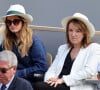 Anne Roumanoff et sa fille Marie Vaillant dans les tribunes lors des Internationaux de France de Tennis de Roland Garros 2022. Paris, le 5 juin 2022. © Dominique Jacovides/Bestimage 