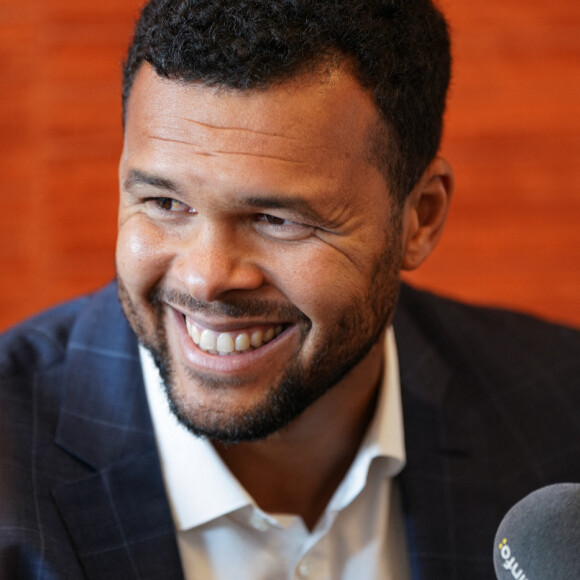 Jo-Wilfried Tsonga, Parrain de la Team BNP Paribas Jeunes Talents lors de la conference de presse Team BNP Paribas Jeunes Talents lors des Internationaux de France de Tennis de Roland Garros, à Paris, France, le 28 mai 2022. © Lia Mancini/Panoramic/Bestimage