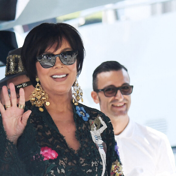 Kris Jenner - Kourtney Kardashian avec son mari Travis Barker et son fils Mason, passent la journée avec famille et amis sur un yacht à Portofino. Le couple fraichement marié à Los Angeles et à Las Vegas, va se remarier en Italie. Famille et amis sont venus au grand complet (Kris Jenner, Kendall Jenner, Kylie Jenner, Khloe Kardashian, Kim Kardashian, avec compagnons et enfants) à Portofino pour l'occasion. Portofino, le 21 mai 2022. 