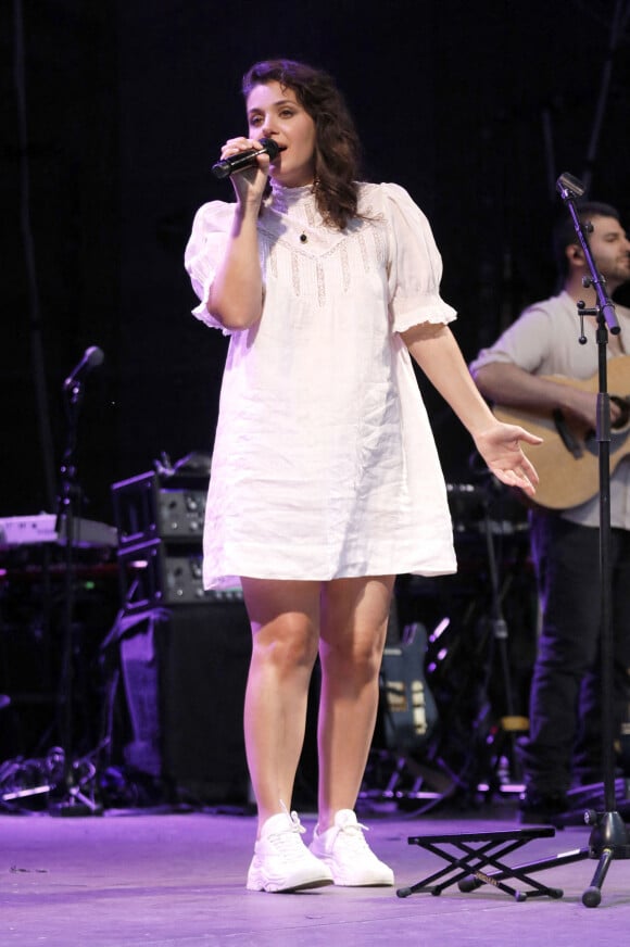 Katie Melua en concert à Görlitz (Allemagne), dans le cadre de sa tournée "Un été en Allemagne", le 11 août 2022.