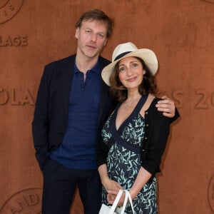 Valérie Karsenti et son compagnon François Feroleto au village lors des internationaux de tennis de Roland Garros à Paris, France, le 1 juin 2019. © Jacovides-Moreau/Bestimage 