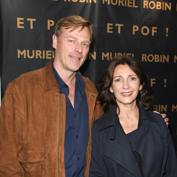 Semi-exclusif - Valérie Karsenti et son compagnon François Feroleto - Générale du nouveau spectacle "Muriel Robin et Pof !" au Palais des Sports à Paris le 3 octobre 2019. © Coadic Guirec/Bestimage