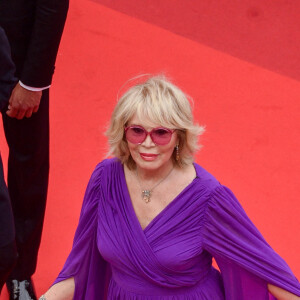 Amanda Lear - Montée des marches du film " Les Amandiers " lors du 75ème Festival International du Film de Cannes. Le 22 mai 2022 © Giancarlo Gorassini / Bestimage 