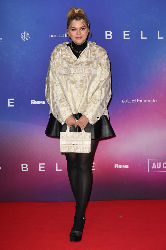 Louane - Avant Première de " Belle " film animé japonais au Grand Rex à Paris le 6 décembre 2021 . © Veeren / Bestimage 