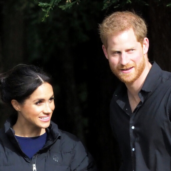 Le prince Harry et Meghan Markle visitent le site Redwoods Treewalk à Rotorua, Nouvelle Zélande le 31 octobre 2018. 