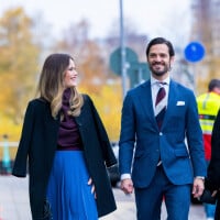 Sofia de Suède scintillante : regards amoureux et sourires coquins avec son beau Carl Philip