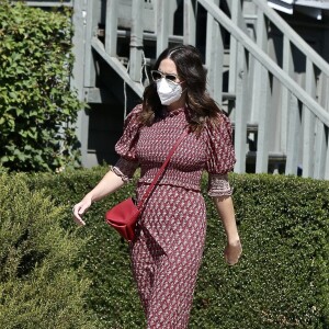 Mandy Moore enceinte est allée voir un spécialiste de médecine asiatique et d'acuponcture à Los Angeles pendant l'épidémie de coronavirus (Covid-19), le 30 septembre 2020