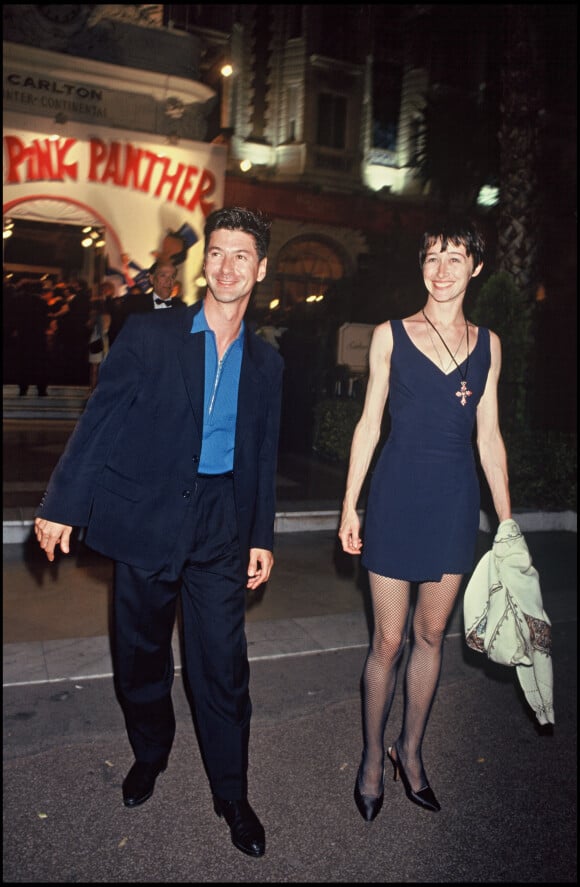 Archives - Etienne Daho et Anne Brochet au Festival de Cannes en 1992.