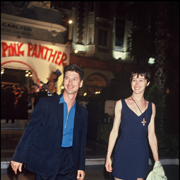 Archives - Etienne Daho et Anne Brochet au Festival de Cannes en 1992.