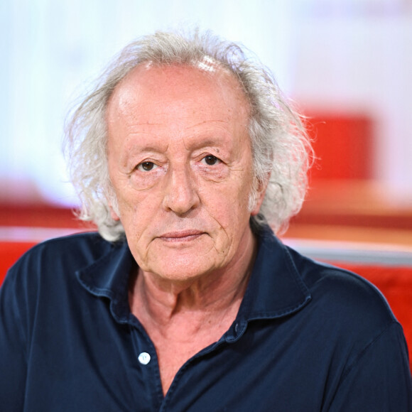 Exclusif - Didier Barbelivien - Enregistrement de l'émission "Vivement dimanche" en hommage à Eric Charden au studio Gabriel, présentée par Michel Drucker. Diffusion sur France 2 le 26 juin 2022. © Guillaume Gaffiot / Bestimage 