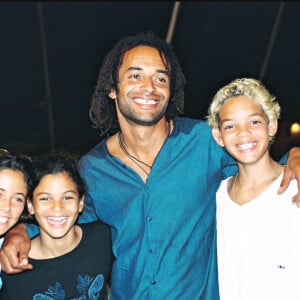 Archives- Yannick Noah et ses enfants Yelena et Joakim en Corse.