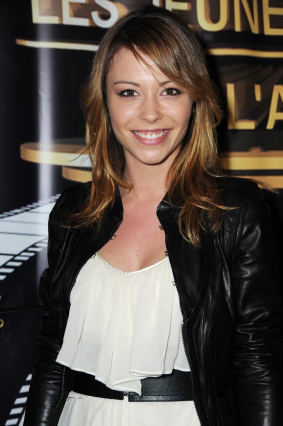 Dounia Coesens lors de la cérémonie des Trophées des Jeunes Talents, le 12 février 2010 au cinéma Elysées Biarritz.