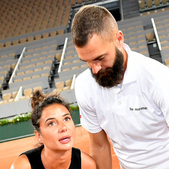 Benoît Paire et sa compagne Julie Bertin - Benoît Paire, Gaël Monfils, Domingo (Pierre Alexis Bizot) et Zerator (Adrien Nougaret) deux streamers se rencontrent lors d'un match de tennis à Roland Garros, Paris le 18 septembre 2021. © Veeren/Bestimage 