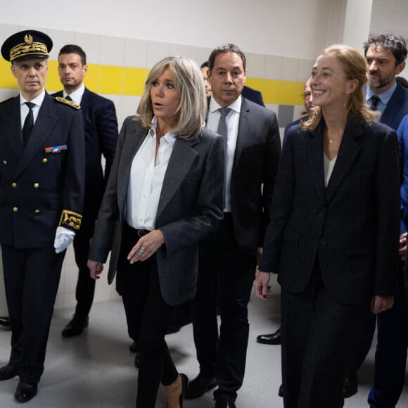 Brigitte Macron, Pap Ndiaye, ministre de l'Éducation nationale et de la Jeunesse, Charlotte Caubel, secrétaire d'Etat, chargée de l'Enfance, Franck Riester, ministre délégué, chargé des Relations avec le Parlement - Lancement de la campagne "Non au harcèlement à l'école" au collège Louis Braille à Esbly en Seine et Marne le 7 novembre 2022. © Raphael Lafargue / Pool / Bestimage