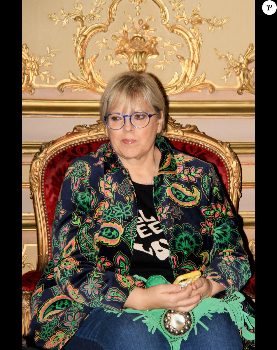 Laurence Boccolini - People au défilé de mode Fabienne.Thibeault Pictur Elle 2022 femmes rondes à la mairie du 8ème arrondissement de Paris le 5 avril 2022. © Philippe Baldini / Bestimage