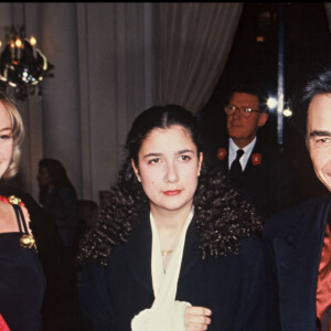 Archives - Richard Berry, sa fille Coline et sa femme Jessica Ford lors de la soirée des César en 1993