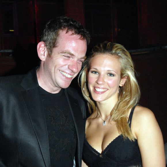 Garou et sa compagne Lorie (Laure Pester) en 2009 à Paris.