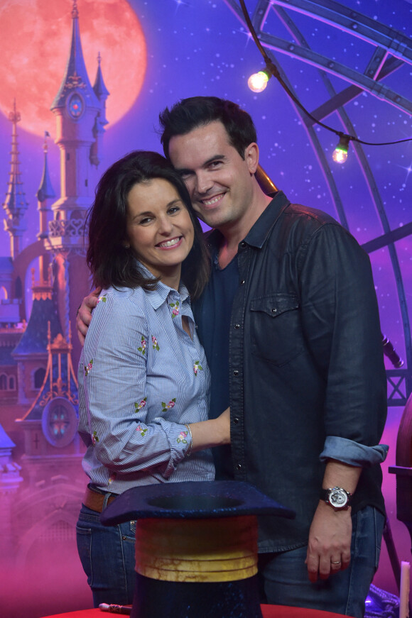 Faustine Bollaert et son mari Maxime Chattam - People au lancement du nouveau spectacle "Mickey et le magicien" au Parc Disneyland Paris. Le 2 juillet 2016 © Giancarlo Gorassini / Bestimage.