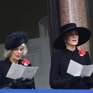 Camilla Parker Bowles, reine consort d'Angleterre et Catherine (Kate) Middleton, princesse de Galles lors du "Remembrance Sunday Service" à Londres, Royaume Uni, le 13 novembre 2022. 