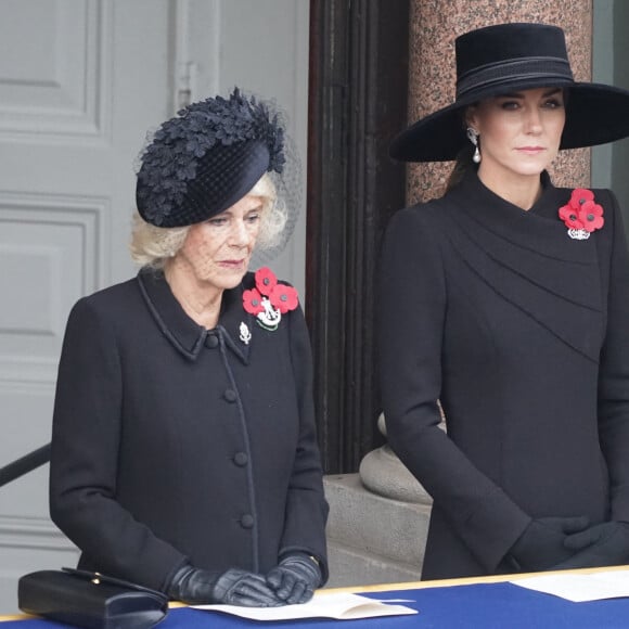 Camilla Parker Bowles, reine consort d'Angleterre et Catherine (Kate) Middleton, princesse de Galles lors du "Remembrance Sunday Service" à Londres, Royaume Uni, le 13 novembre 2022. 