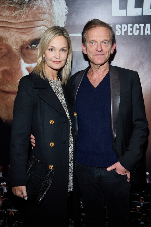 Exclusif - Frédéric Saldmann et sa femme Marie Saldmann - Photocall - Spectacle symphonique Claude Lelouch "D'un film à l'autre" au Palais des Congrès de Paris le 14 novembre 2022. Pour Fêter ses 85 ans et 60 de carrière, Claude Lelouch a créé un ciné-concert, "Claude Lelouch - D'un film à l'autre", dans lequel la musique de ses films est jouée par l'orchestre philharmonique de Prague, au Palais des Congrès à Paris. © Moreau / Rindoff / Bestimage