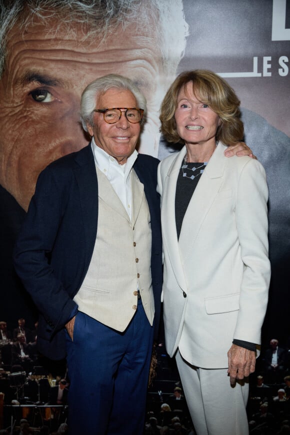 Exclusif - Jean-Daniel Lorieux et sa femme - Photocall - Spectacle symphonique Claude Lelouch "D'un film à l'autre" au Palais des Congrès de Paris le 14 novembre 2022. Pour Fêter ses 85 ans et 60 de carrière, Claude Lelouch a créé un ciné-concert, "Claude Lelouch - D'un film à l'autre", dans lequel la musique de ses films est jouée par l'orchestre philharmonique de Prague, au Palais des Congrès à Paris. © Moreau / Rindoff / Bestimage