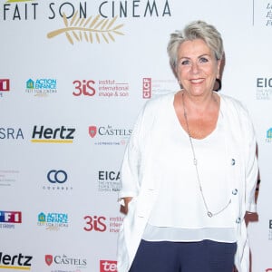 Françoise Laborde - Soirée de gala "Action Enfance fait son cinéma" au Grand Rex à Paris, le 20 septembre 2021. Cette année encore et durant plus de huit mois, les étudiants des plus grandes écoles de cinéma et de réalisation audiovisuelle se sont mobilisés aux côtés de la Fondation ACTION ENFANCE et ont insufflé dans chaque Village d'Enfants et Foyer une dynamique ambitieuse et valorisante pour les enfants et les éducateurs familiaux. 16 courts-métrages étaient présentés sur plus de 180 synopsis originaux et créatifs reçus cette année. Le jury était présidé par le réalisateur et producteur D.Farrugia. Ils ont tous été particulièrement émus et touchés par le travail de ces enfants, et aussi impressionnés par la qualité des films proposés. En France, depuis plus de 60 ans, Action Enfance a pour mission de protéger l'enfance. La Fondation accueille, protège et éduque des frères et soeurs en danger, de la petite enfance à la vie adulte. Elle offre à ces enfants, séparés de leurs parents sur décision du juge des enfants, un cadre stable, éducatif et protecteur, afin de les aider à mieux grandir et s'insérer dans la société. © Pierre Perusseau/Bestimage