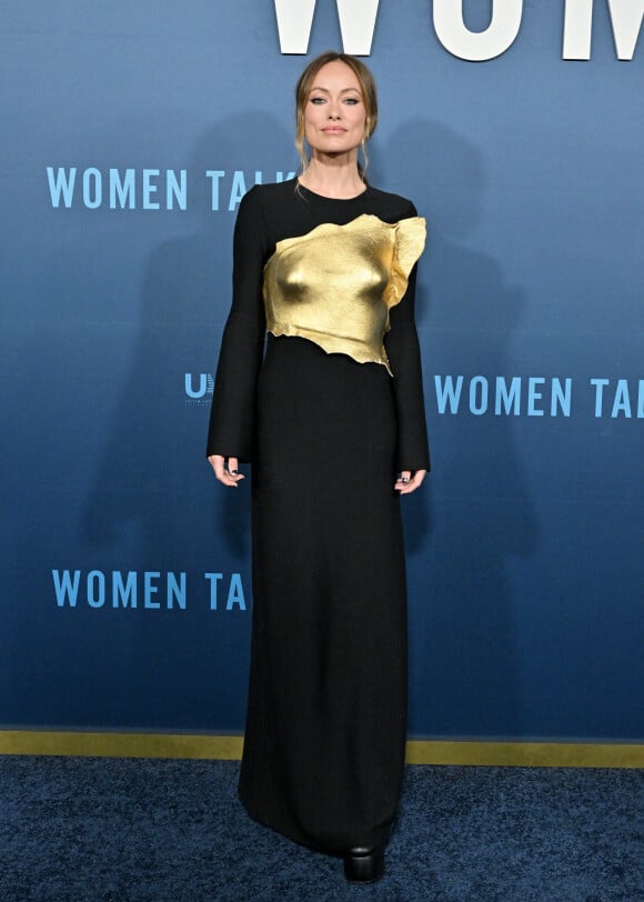 Olivia Wilde au photocall de la première du film "Women talking" au cinéma Samuel Goldwyn à Beverly Hills le 17 novembre 2022.
