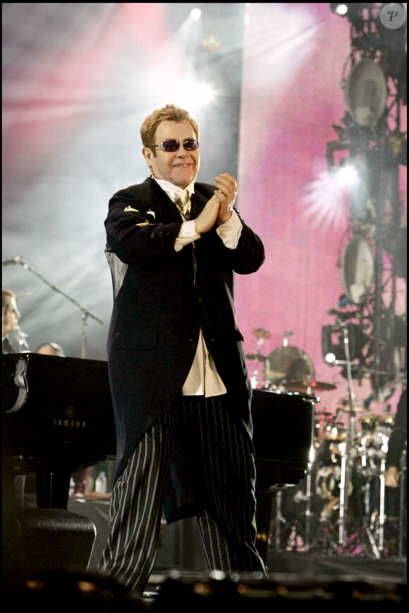 Sir Elton John en 2007 lors du concert en hommage à Lady Diana à Wembley