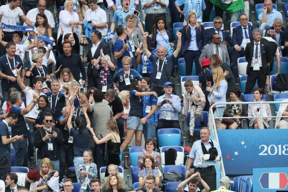 Maud Griezmann (soeur d'A. Griezmann), Isabelle Griezmann (mère d'A. Griezmann), Alain Griezmann (père d'A. Griezmann) et Erika Choperena (femme d'A. Griezmann) dans les tribunes lors du match de quart de finale de la Coupe du Monde Russia2018 "France - Uruguay (FIFA World Cup Russia2018)" au stade Nijni Novgorod. La France a gagné 2-0 et rencontrera la Belgique en demi-finale. Russie, le 6 juillet 2018. © Cyril Moreau/Bestimage