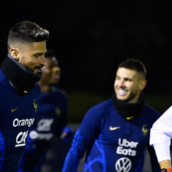 Olivier Giroud ( France ) - - Entraînement de l'équipe de France de football avant le départ pour la coupe du monde au Qatar, au centre de formation et centre National du Footbal de Clairefontaine le 15 novembre 2022.