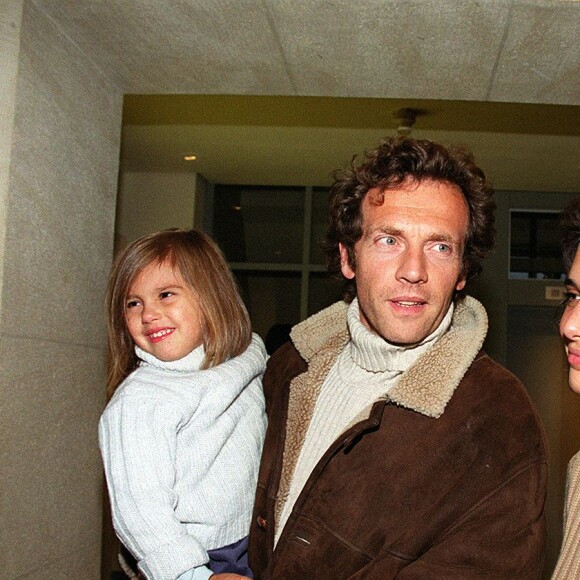 Stéphane Freiss, sa femme Ursula et leur fille Camille.