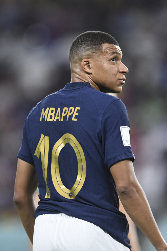 Kylian Mbappé - Coupe du Monde de la FIFA, Qatar 2022 : La France bat l'Australie 4 - 1 au Al Janoub Stadium le 22 novembre 2022. © Philippe Perusseau / Bestimage