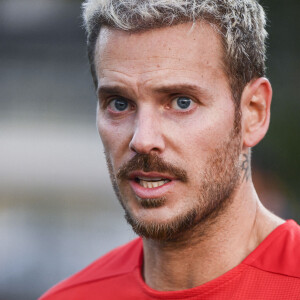 M. Pokora (Matt Pokora) - Match de football caritatif entre le Variétés Club de France contre l'équipe de France des Parlementaires au profit de l'association "e-Enfance" au stade Emile Anthoine à Paris le 28 septembre 2022. © Pierre Perusseau/Bestimage