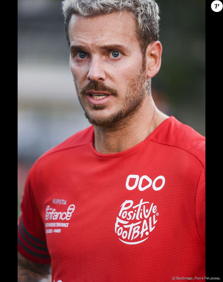 M. Pokora (Matt Pokora) - Match de football caritatif entre le Variétés Club de France contre l'équipe de France des Parlementaires au profit de l'association "e-Enfance" au stade Emile Anthoine à Paris le 28 septembre 2022. © Pierre Perusseau/Bestimage