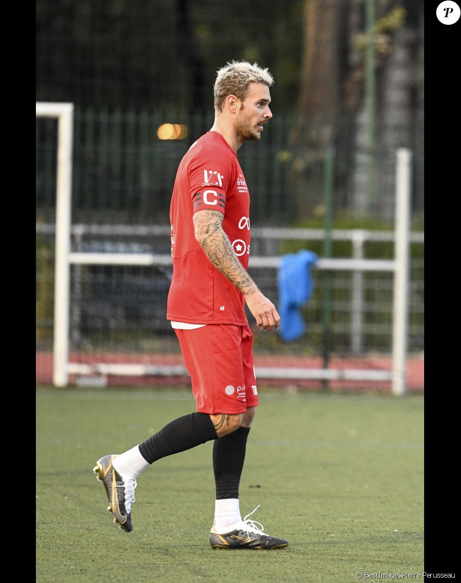 M. Pokora (Matt Pokora) - Match de football caritatif entre le Variétés Club de France contre l'équipe de France des Parlementaires au profit de l'association "e-Enfance" au stade Emile Anthoine à Paris le 28 septembre 2022. © Pierre Perusseau/Bestimage