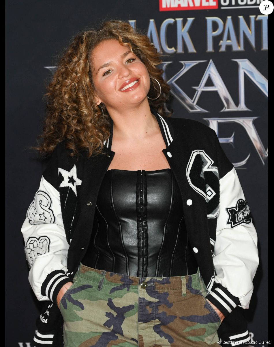 Léa (Star Academy 2022) - Les élèves de la Star Academy 2022 sont de sortie pour assister à la première du film "Black Panther: Wakanda Forever" au Grand Rex à Paris le 7 novembre 2022. © Coadic Guirec/Bestimage