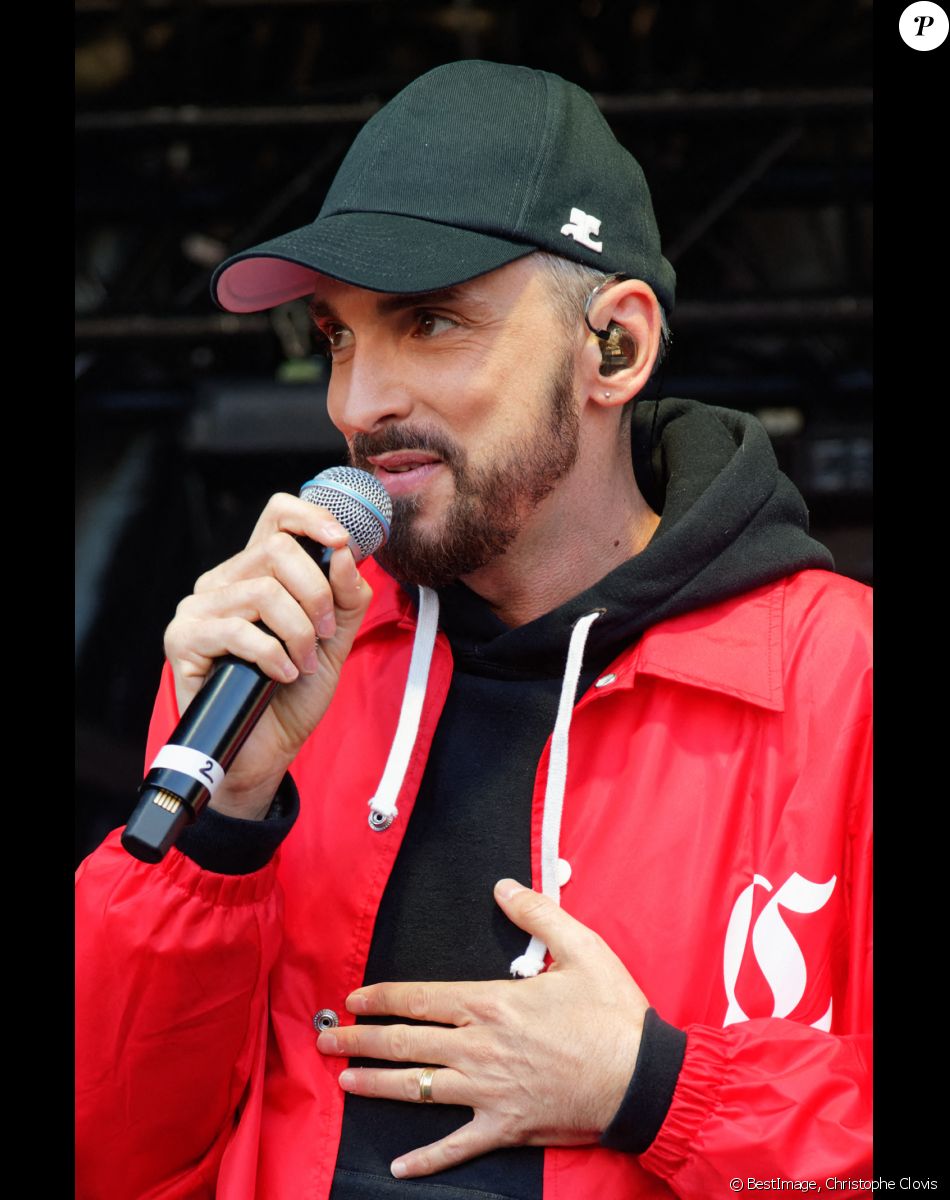 Christophe Willem - 4ème édition du festival "Paris Paradis" Jour 2 au parc de la Villette à Paris, France, le 17 septembre 2022. © Christophe Clovis / Bestimage