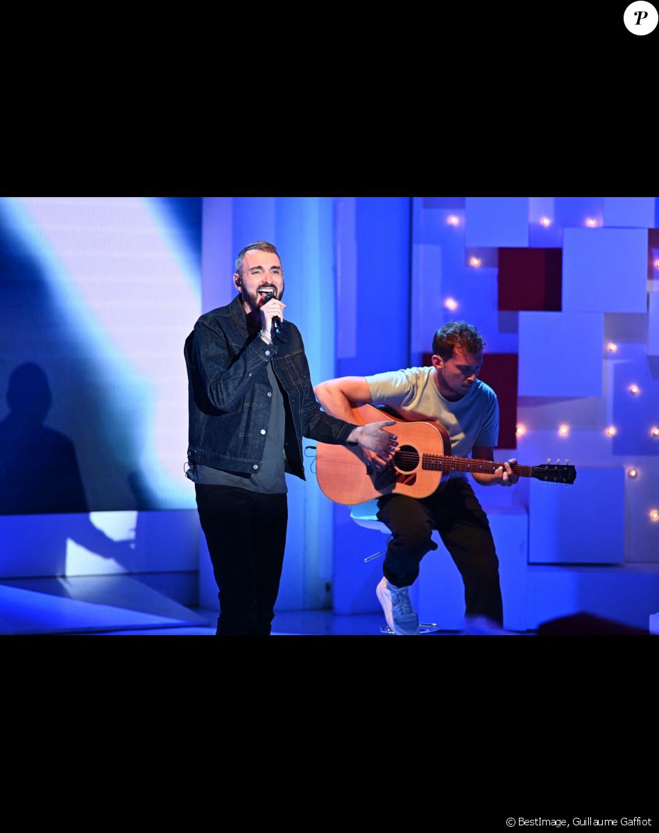 Exclusif - Christophe Willem - Enregistrement de l'émission "Vivement Dimanche" au Studio Gabriel à Paris, présentée par M.Drucker et diffusée le 11 septembre 2022 sur France 3 © Guillaume Gaffiot / Bestimage