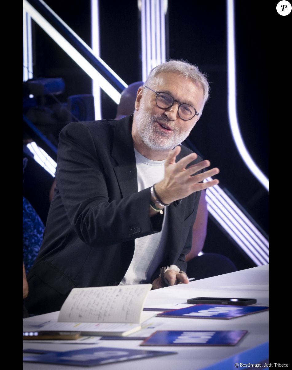 Exclusif - Laurent Ruquier sur le plateau de l'émission Touche pas à mon poste (TPMP) diffusée en direct sur C8 le 30 août 2022 et présentée par C.Hanouna. © Jack Tribeca / Bestimage