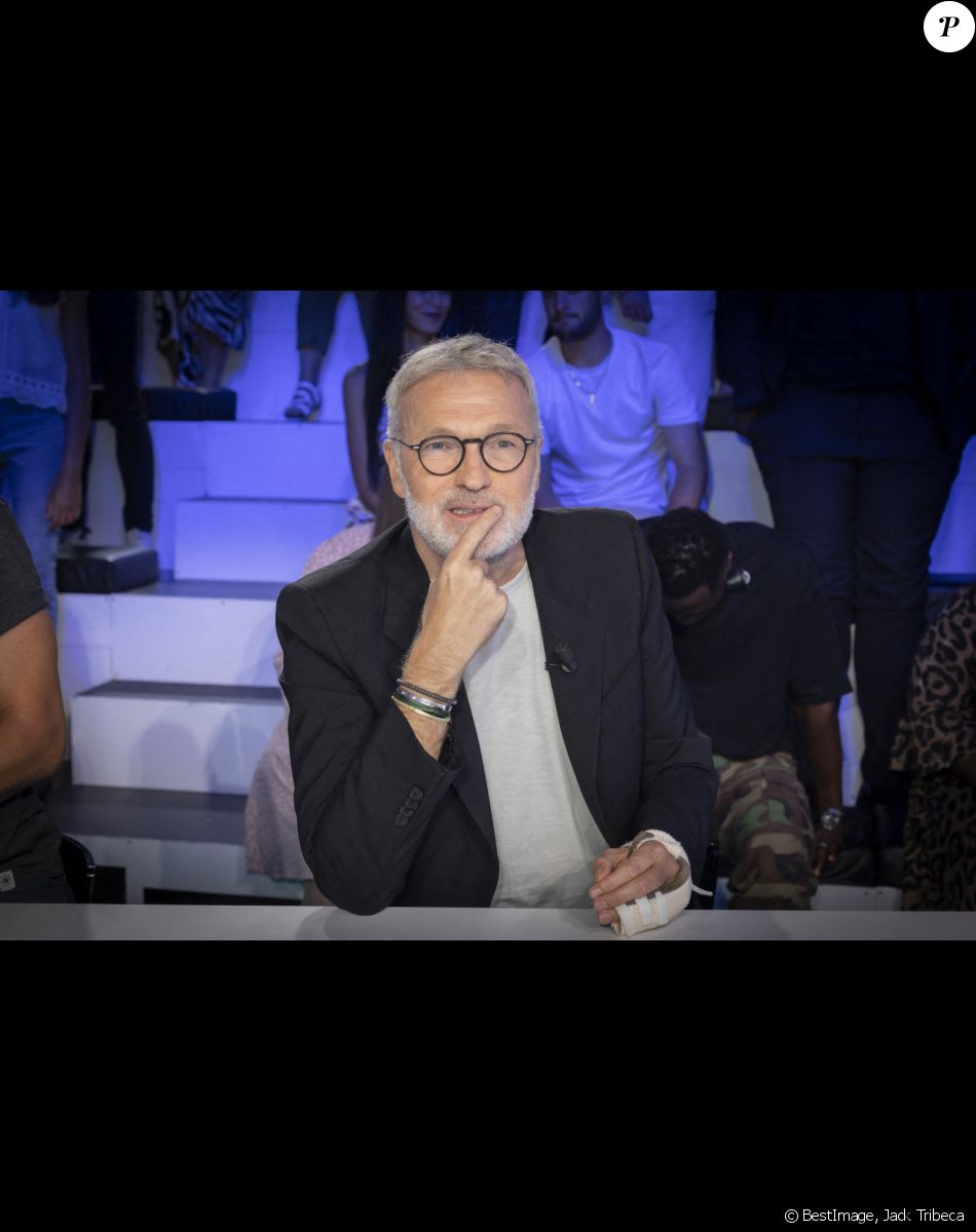 Exclusif - Laurent Ruquier sur le plateau de l'émission Touche pas à mon poste (TPMP) diffusée en direct sur C8 le 30 août 2022 et présentée par C.Hanouna. © Jack Tribeca / Bestimage