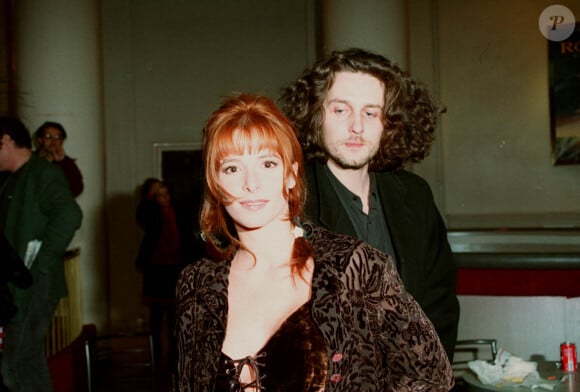 Mylène Farmer et Laurent Boutonnat à l'avant-première du film "Giorgino" à Paris le 4 octobre 1994