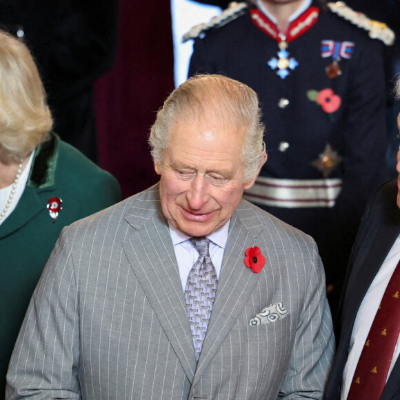 Le roi Charles III d'Angleterre et Camilla Parker Bowles, reine consort d'Angleterre, assistent à une cérémonie à Mansion House pour conférer le statut de ville à Doncaster, le 9 novembre 2022. 