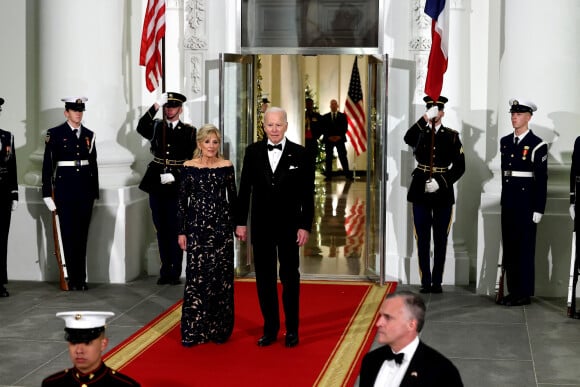 Le président Joe Biden et sa femme Jill lors de leur arrivée au dîner d'état à la Maison Blanche offert par le président des Etats-Unis à l'occasion de la visite d'état du président français et de la première dame le 1er décembre 2022. © Dominique Jacovides / Bestimage